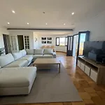 Surf & Sunset House ゲストハウス 3*