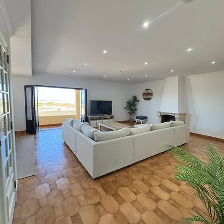 Guest house Surf & Sunset House Peniche