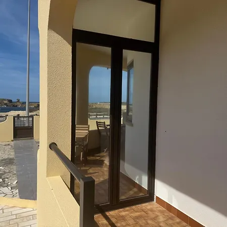 Surf & Sunset House Guest house Peniche