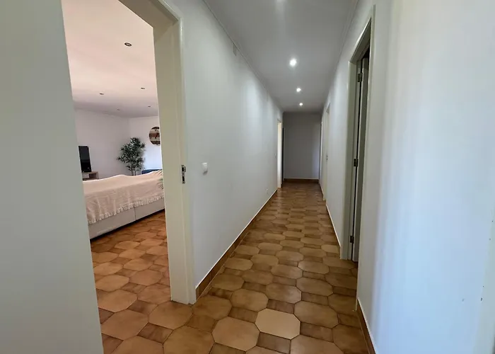 Surf & Sunset House Pensjonat Peniche