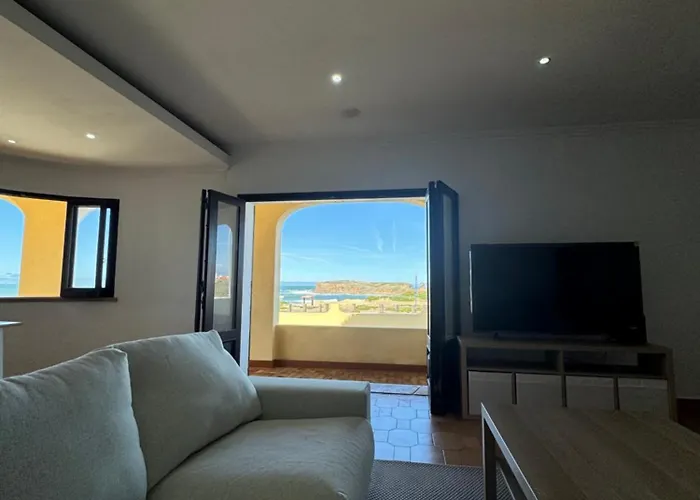 Surf & Sunset House 3* Peniche